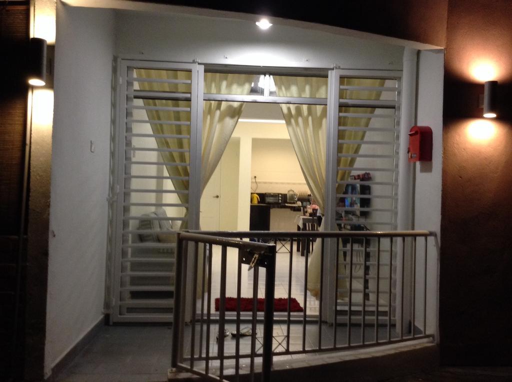 H&A Guest House Malacca Room photo